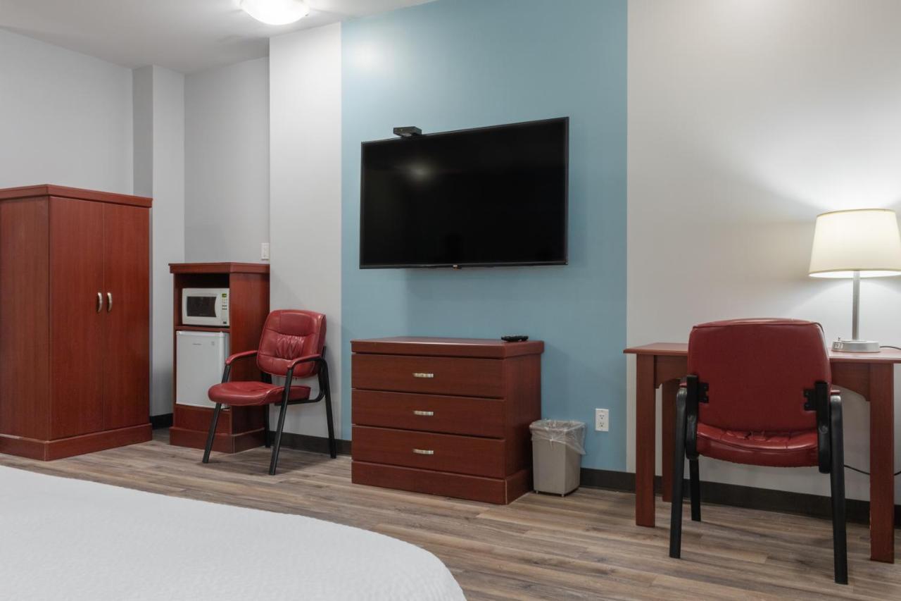 Premier Inn & Suites - Downtown Hamilton Eksteriør bilde